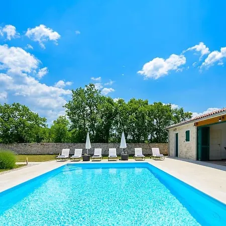 Nela By Istrialux Villa Svetvincenat